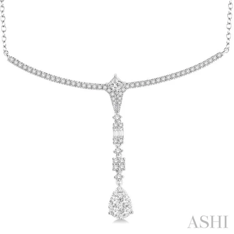 1 1/4 Ctw Diamond Lovebright Necklace in 14K White Gold