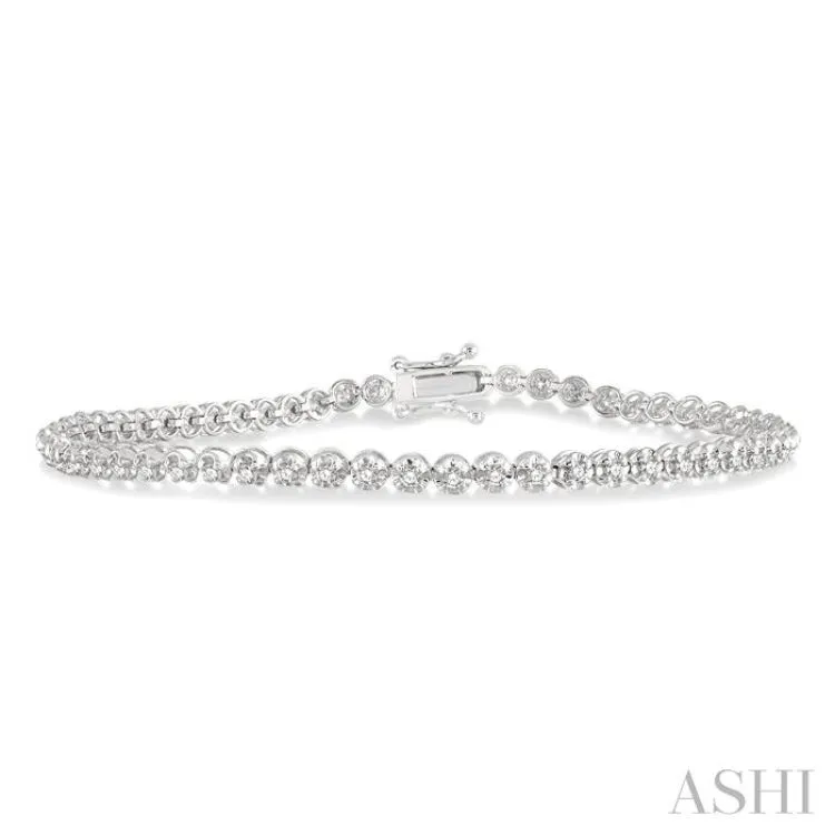 1 ctw Round Cut Diamond Illusion Bracelet in 10K White Gold