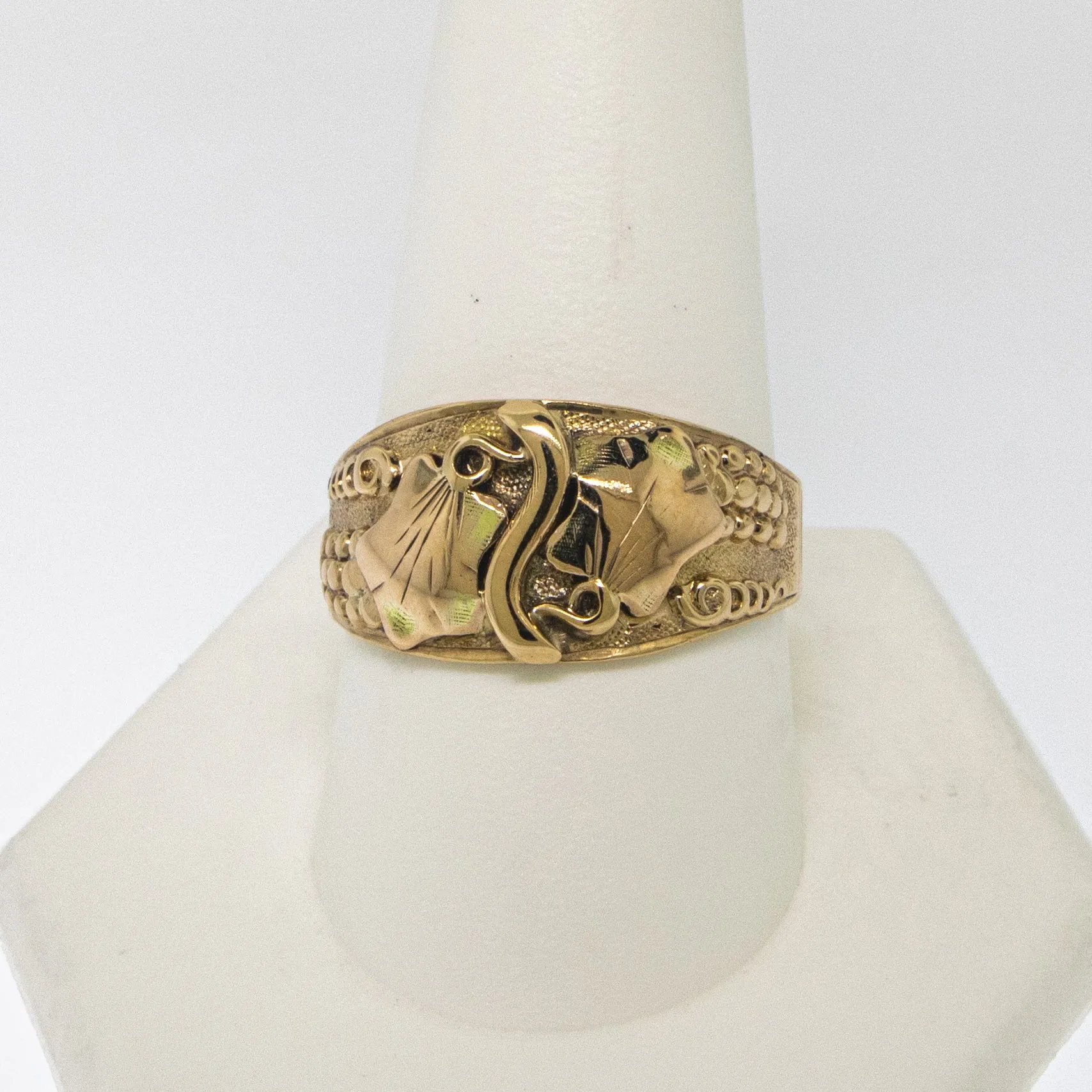 10K Yellow Gold Grape Vine Design Band California Gold Sz 10.75 (Estate Jewelry)