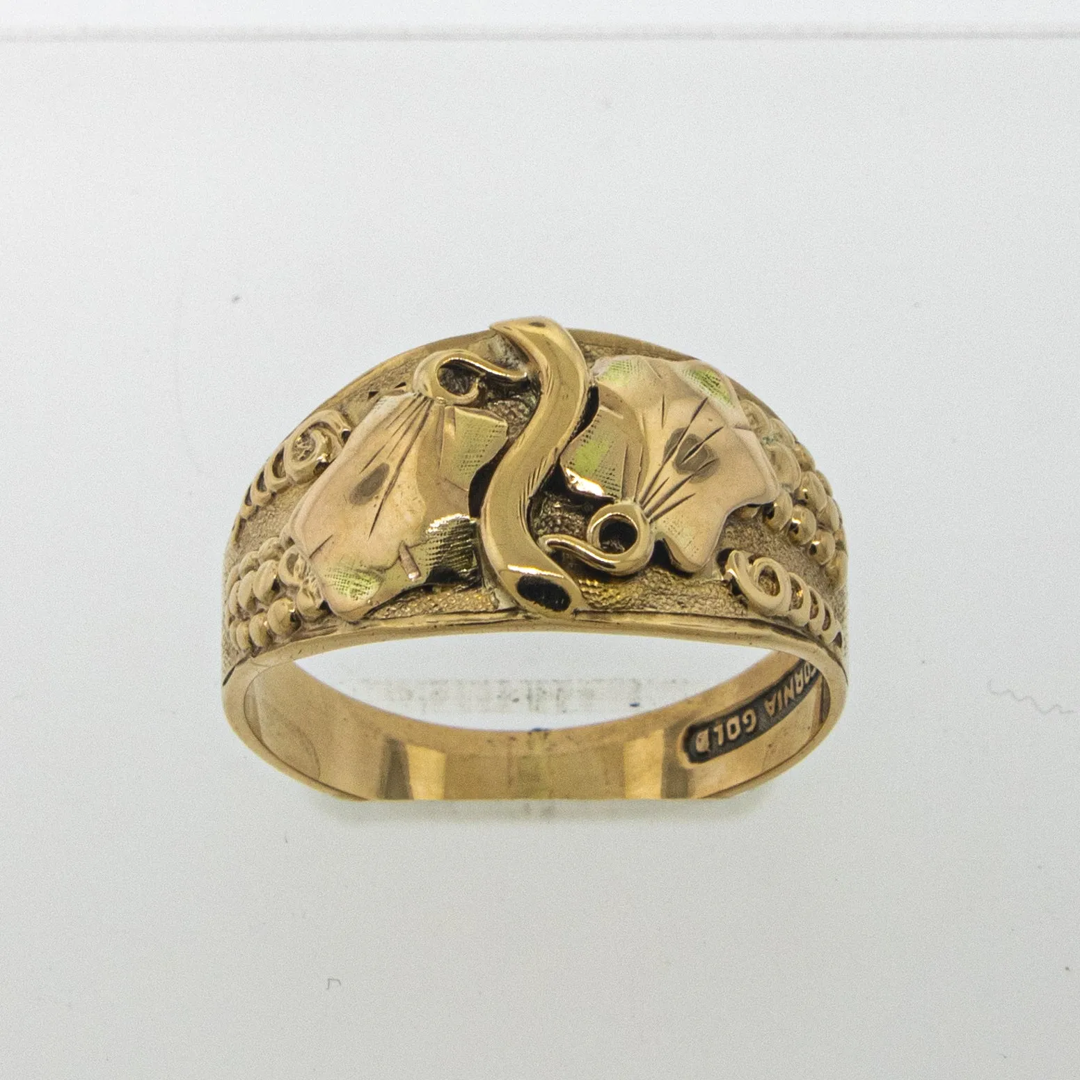 10K Yellow Gold Grape Vine Design Band California Gold Sz 10.75 (Estate Jewelry)