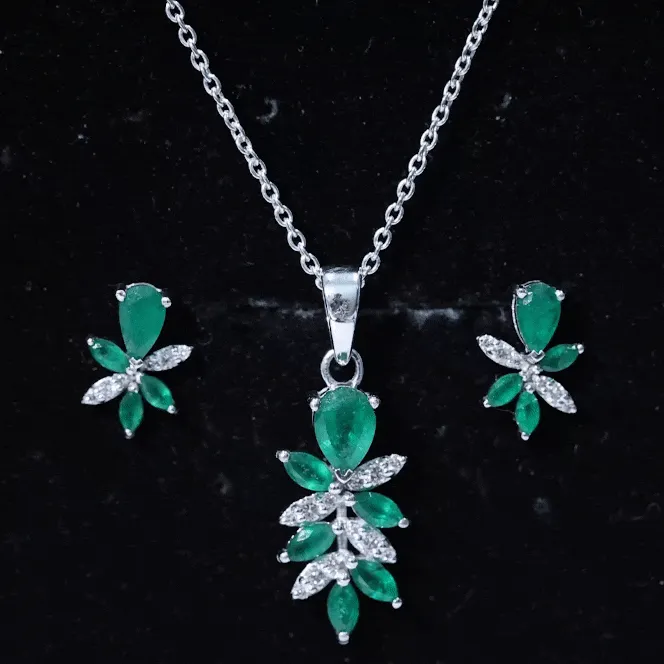 1.75 CT Nature Inspired Emerald and Diamond Dangle jewelry Set