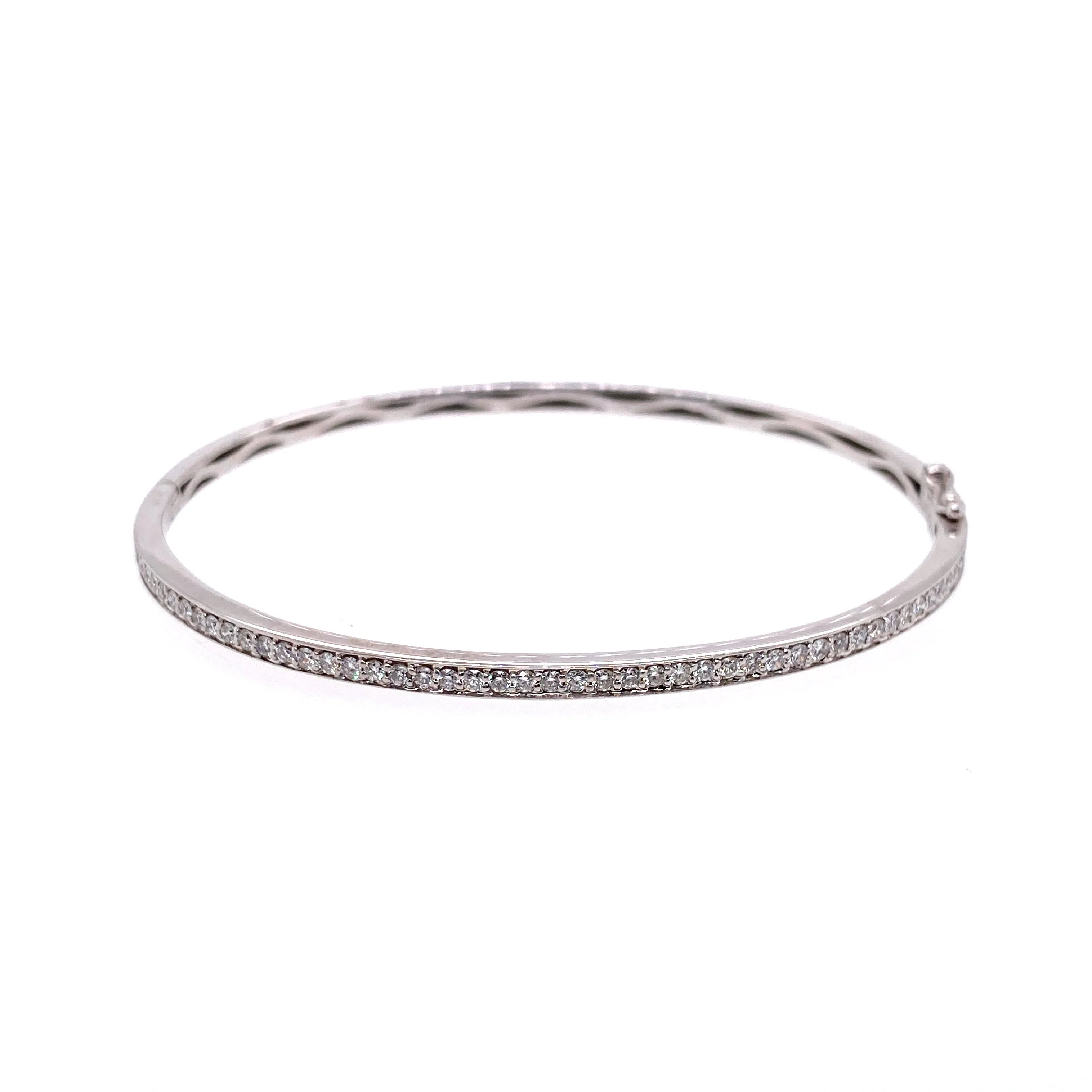 18K White Gold Diamond Hinged Bangle