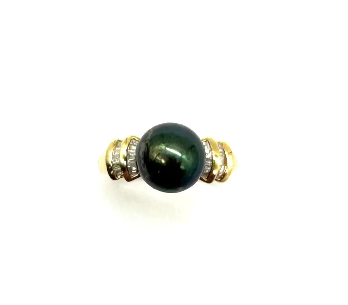 9 MM Black Pearl & Diamond Ring