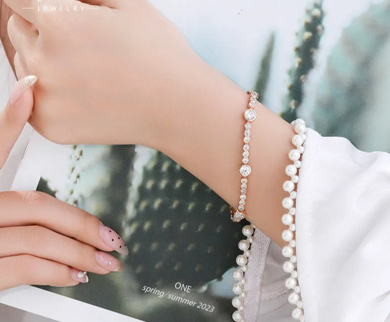 American fashion style simple bead splicing buckle bracelet women's light luxury niche design retro style hand jewelry