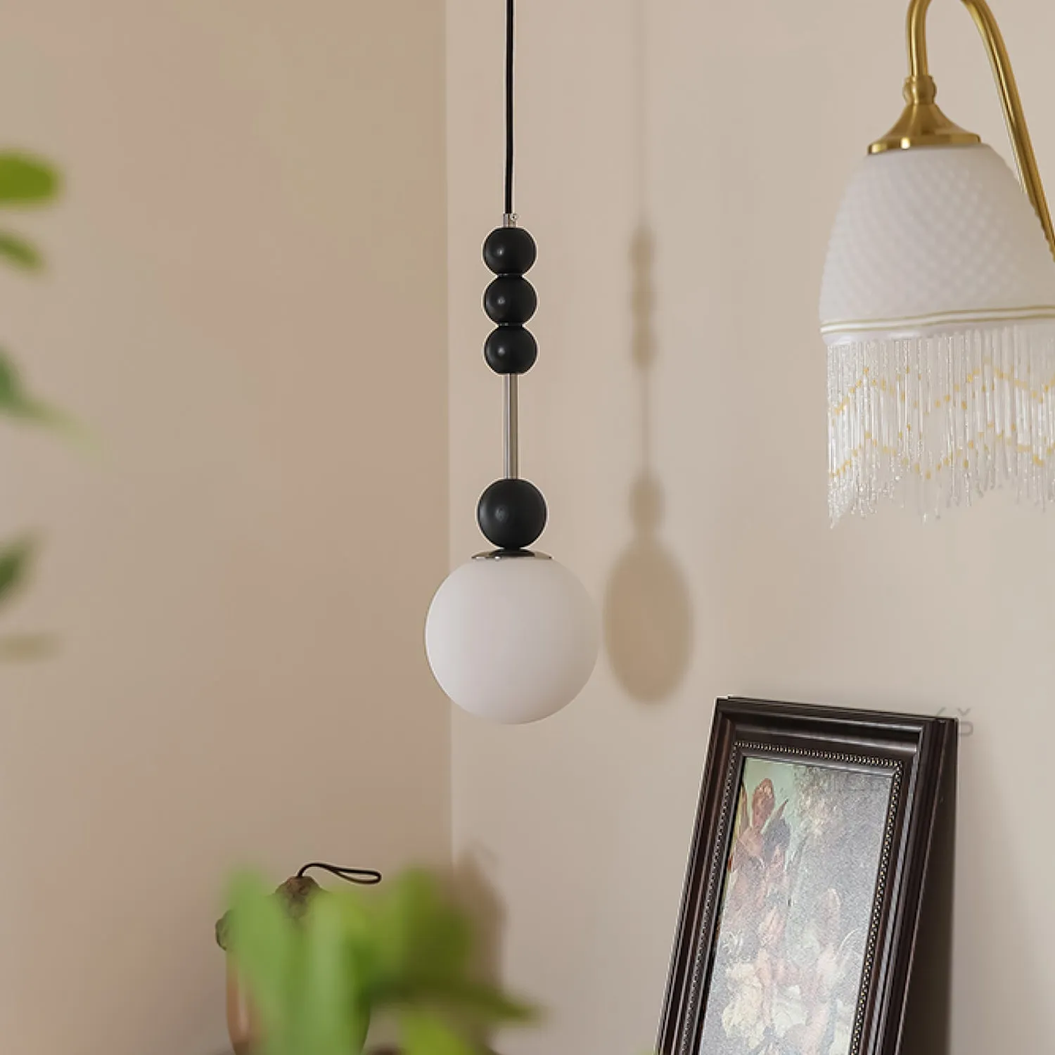 Bola Pendant Lamp