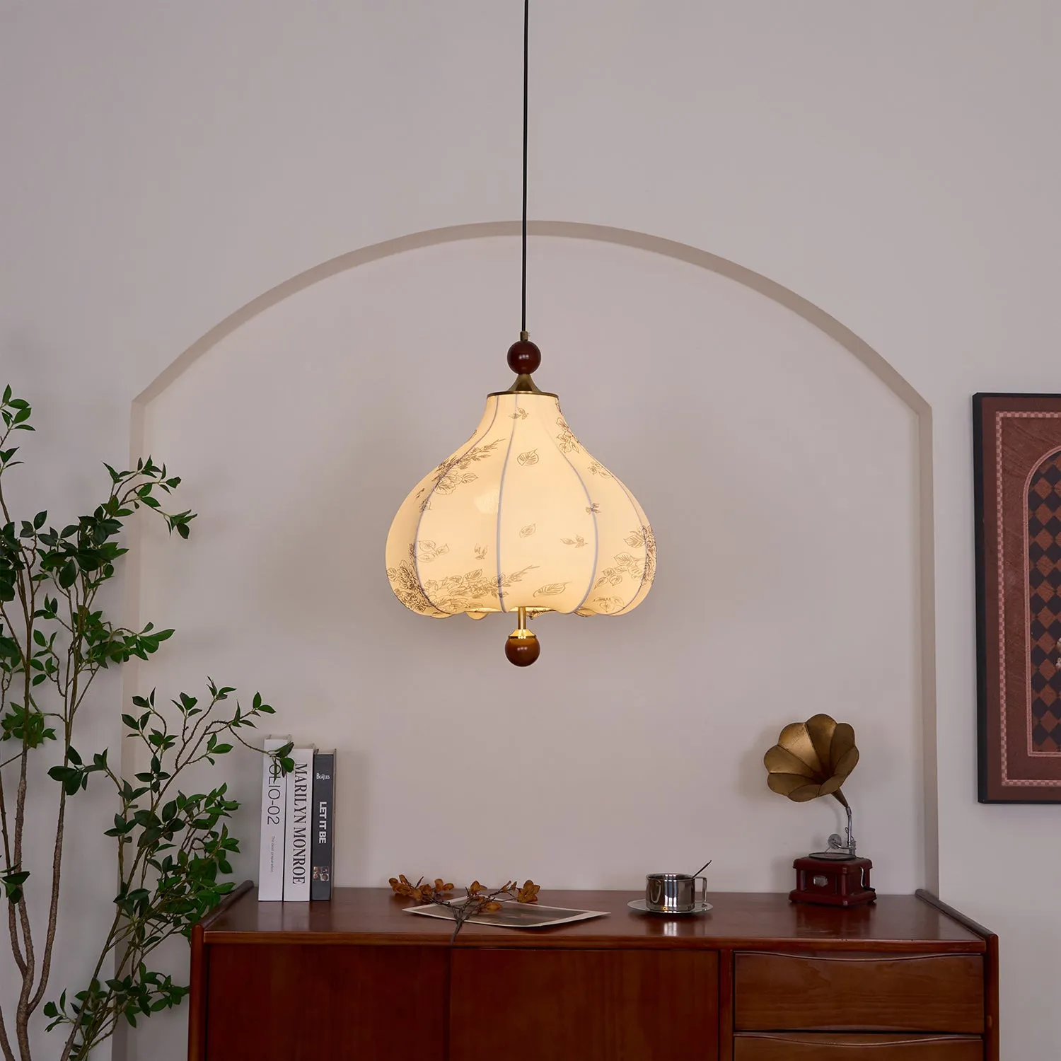 Chestnut Bloom Pendant Lamp