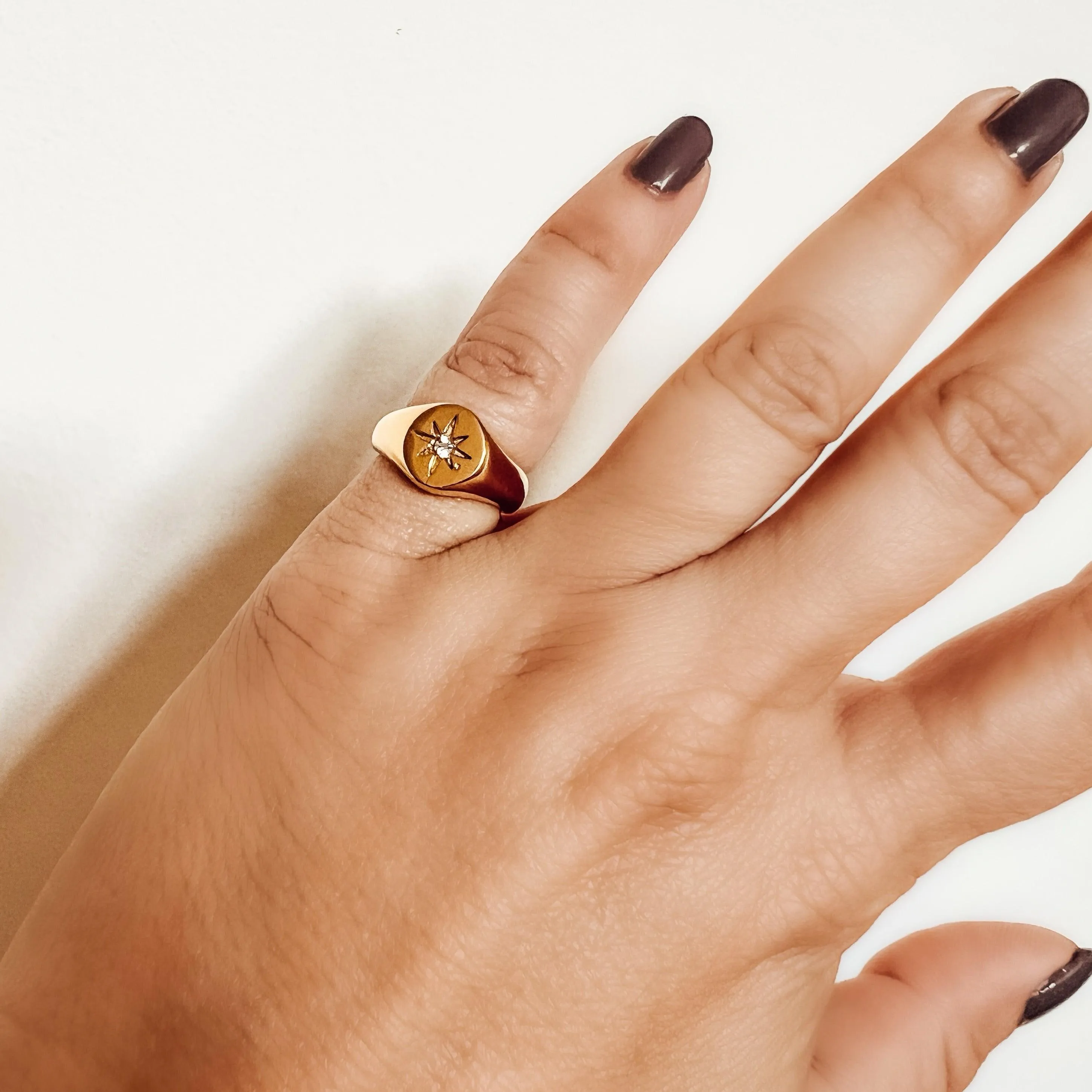 Claire Signet Ring