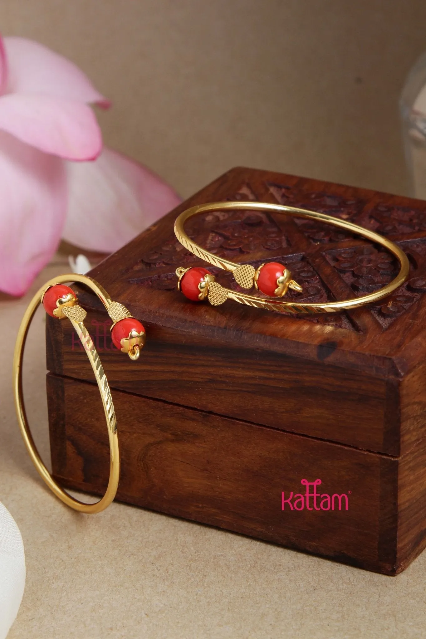 Coral Ball Kada Bangle