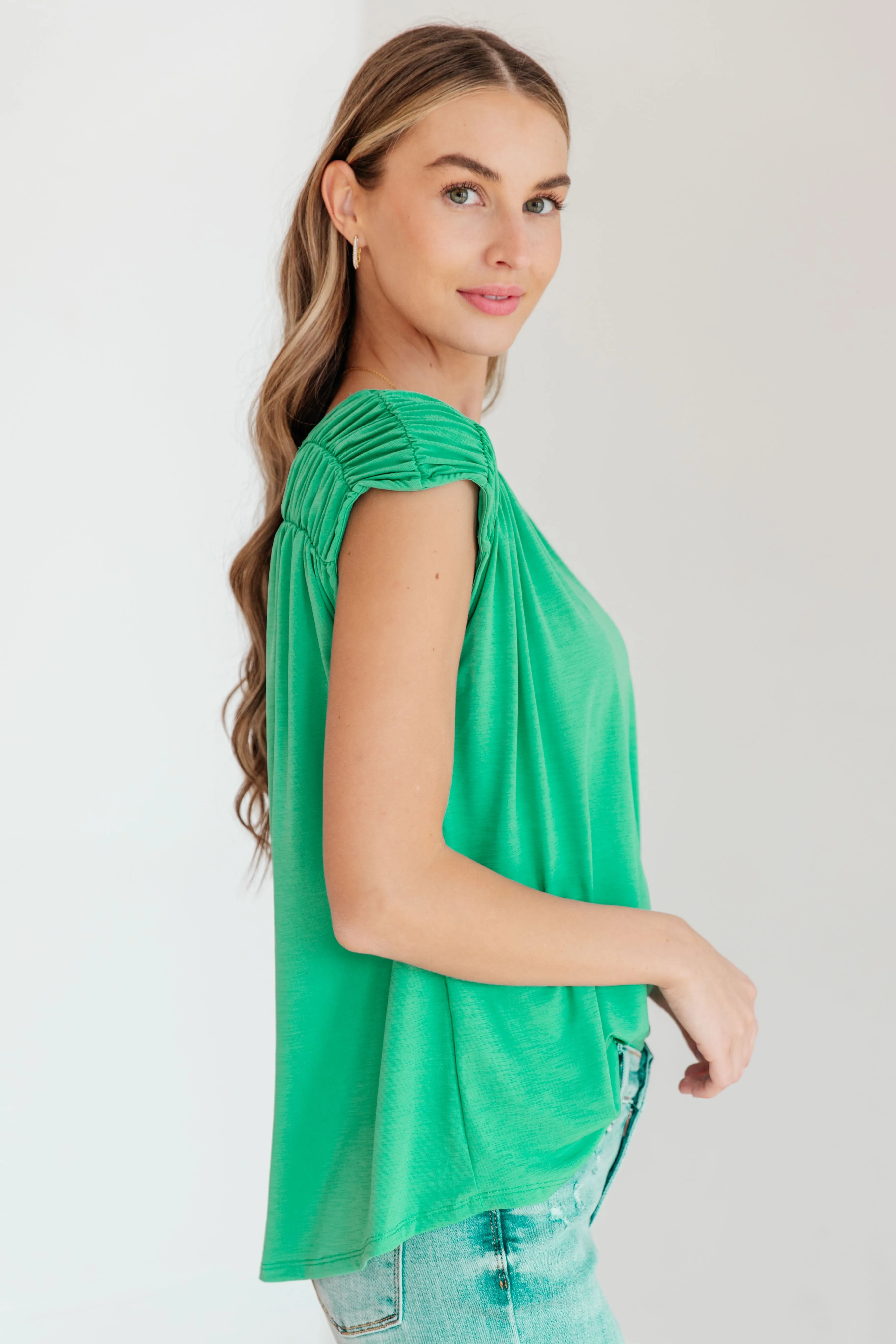 Dear Scarlett Ruched Cap Sleeve Top in Emerald