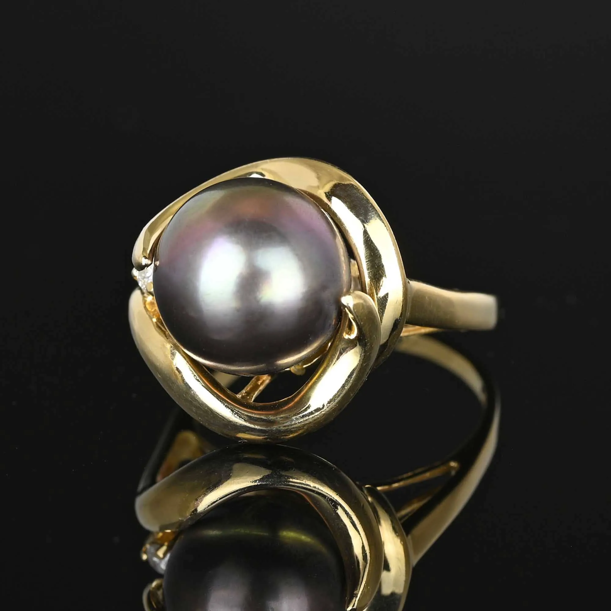 Diamond Tahitian Black Pearl Ring in 14K Gold