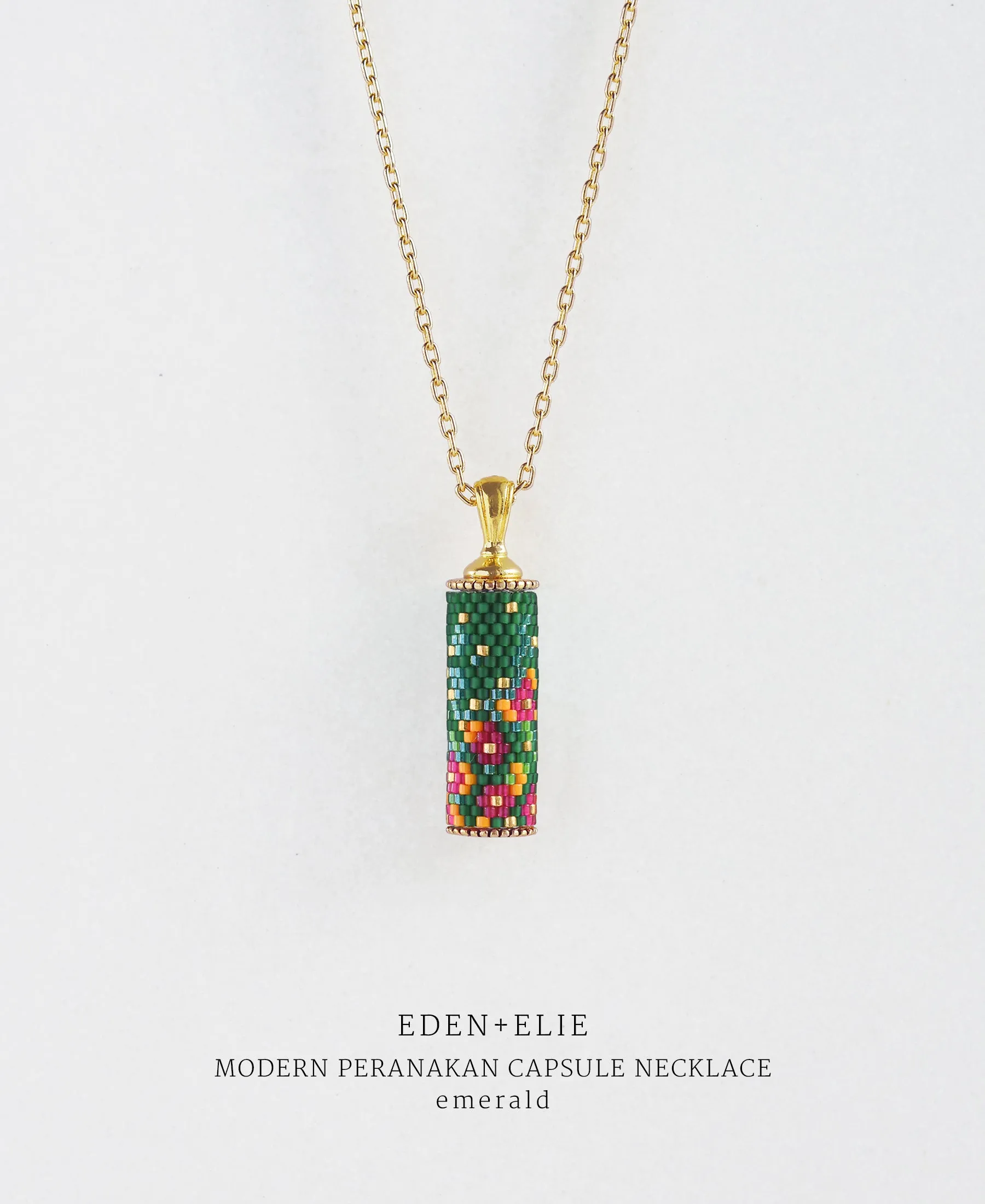 EDEN   ELIE Modern Peranakan capsule pendant necklace - emerald