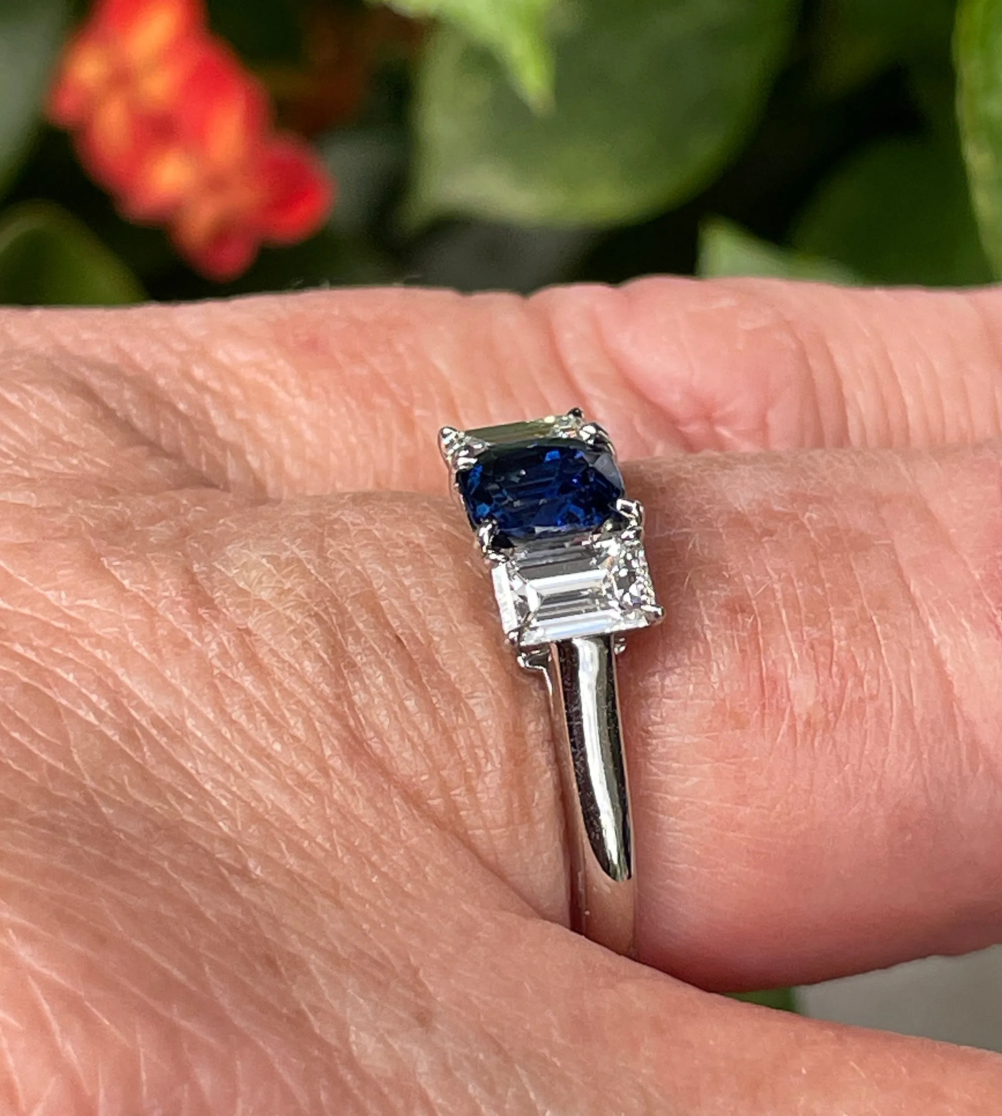 GIA Vintage TIFFANY & Co 1.75ctw No-Heat Blue Sapphire and Diamond 3 Stone Platinum Ring