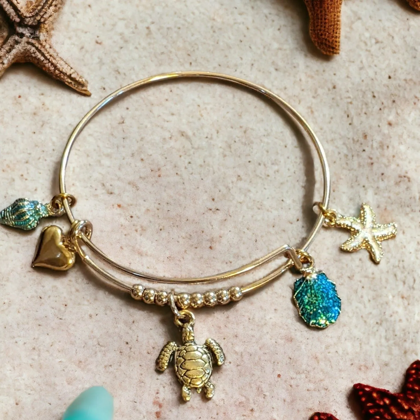 Gold Sea Turtle Seashell Beaded Bangle