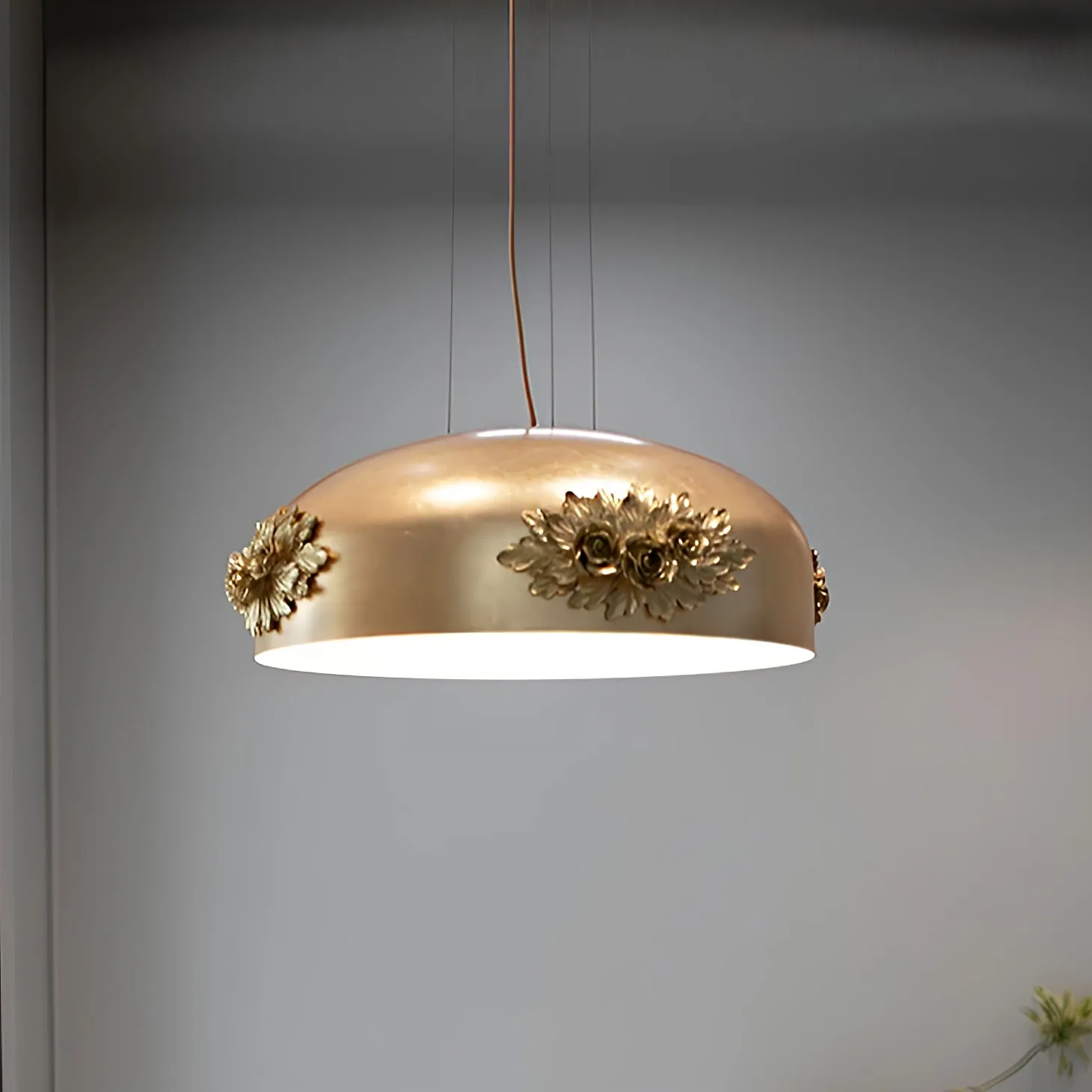 Gold Tuzzi Pendant Light