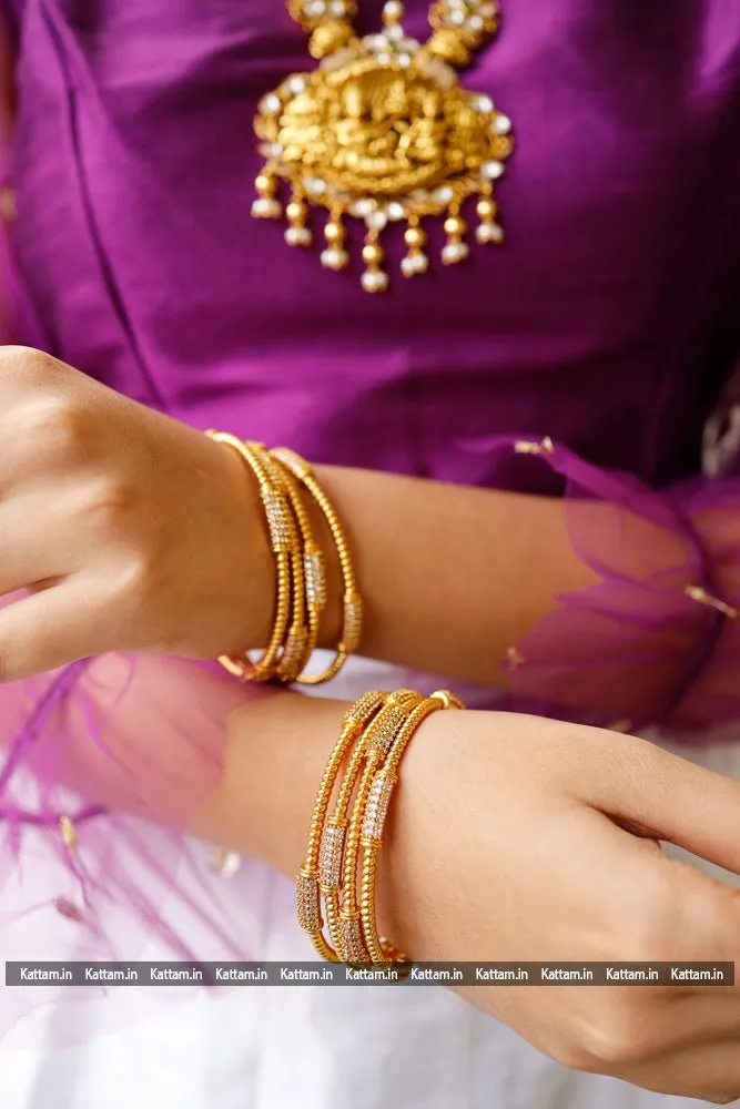 Goldtone Spiral Stone Bangle (Set of 4)