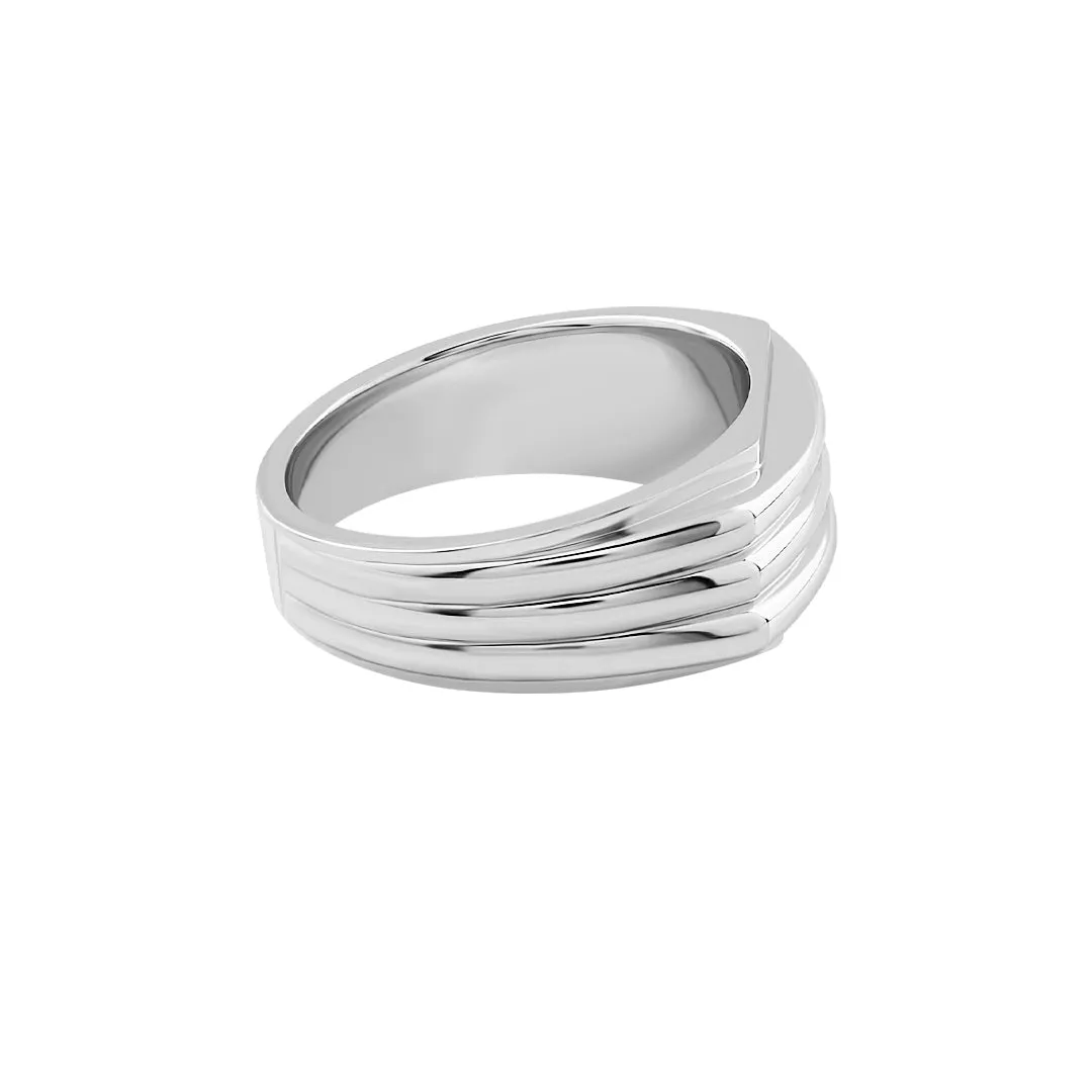 Lined Signet Ring in Silver