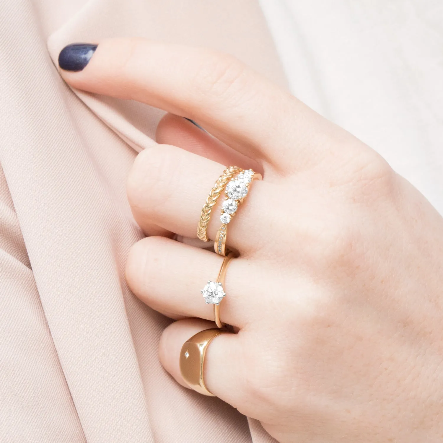 Maria Gold Ring White Diamond