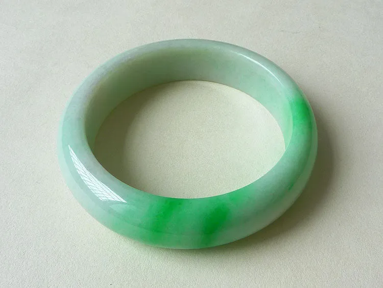 Natural Jade Bangle Jadeite Bangle Internal Diameter 55.6mm BER017