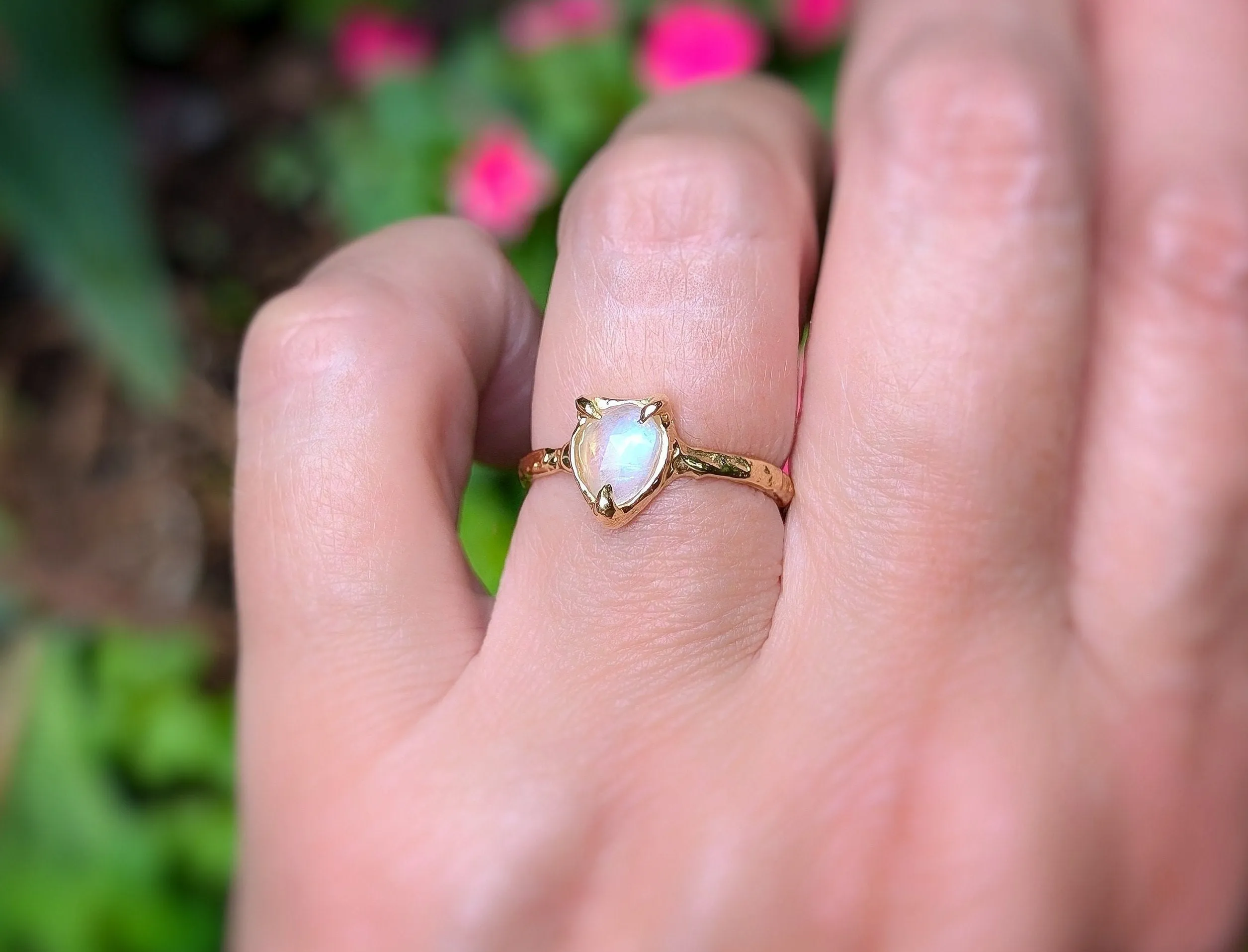 Rainbow Moonstone ring in Sterling Silver