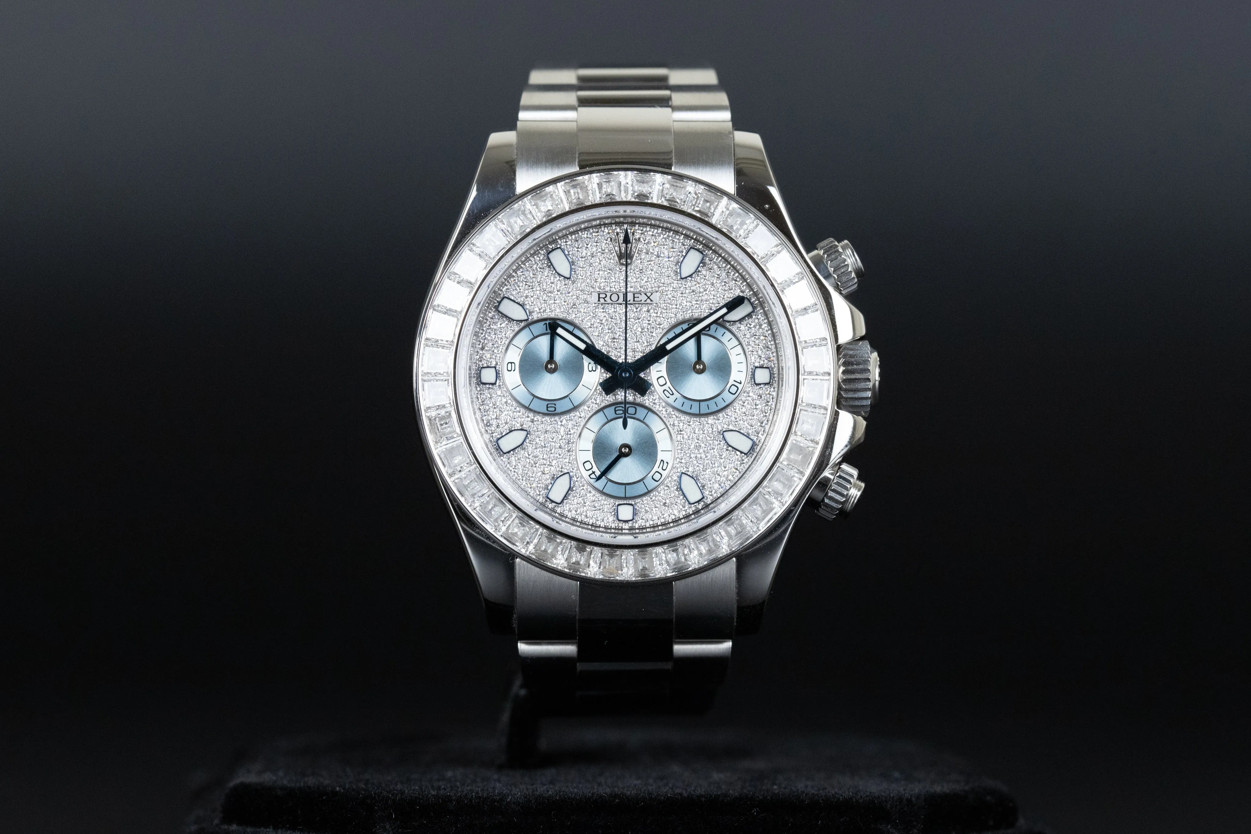 Rolex<br>116576TBR Daytona Platinum Pave Dial Baguette Diamond Bezel