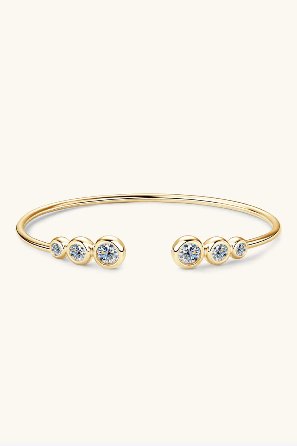 THE JAYNE 1.8 Carat Moissanite Cuff Bracelet