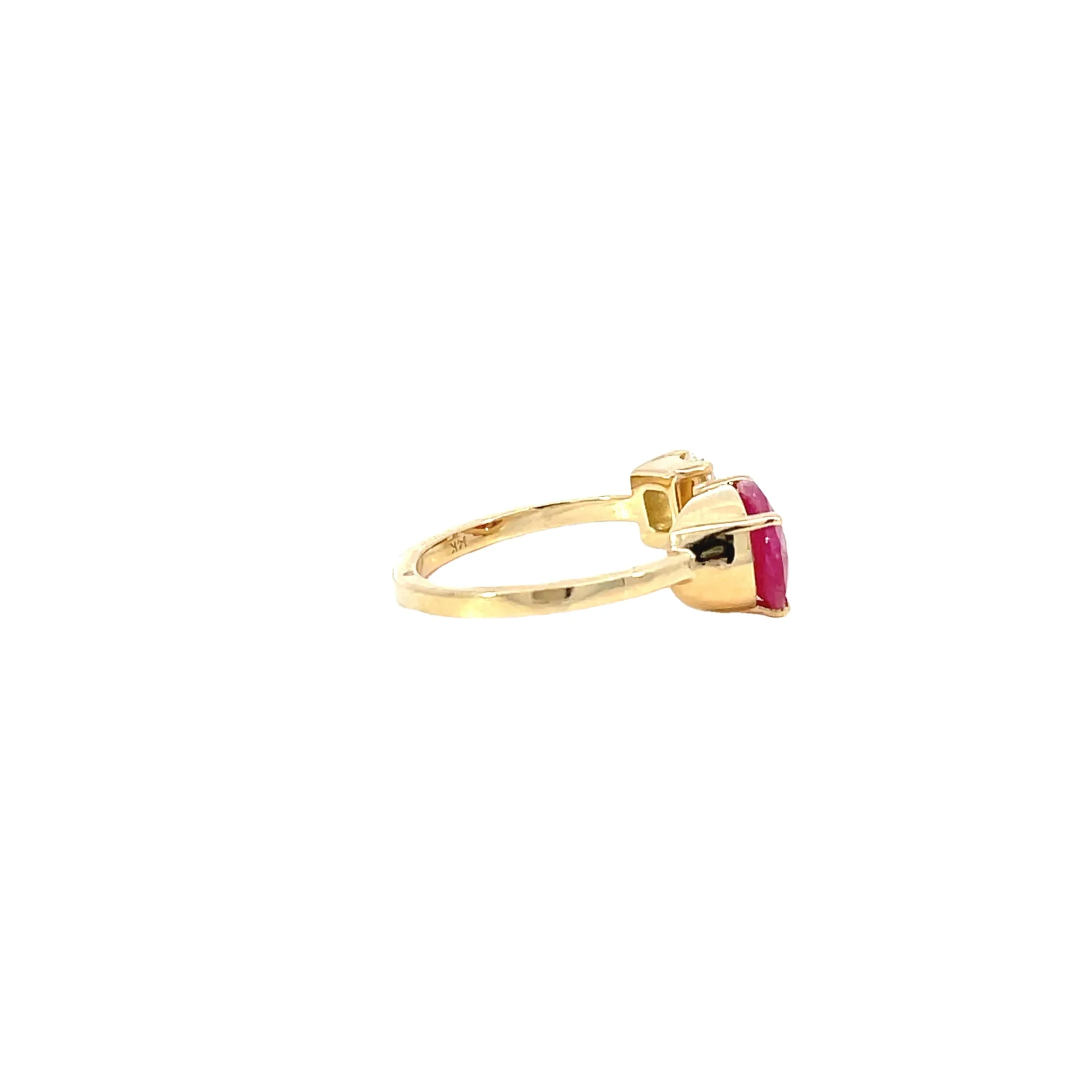 Yellow Gold Ruby Diamond Ring