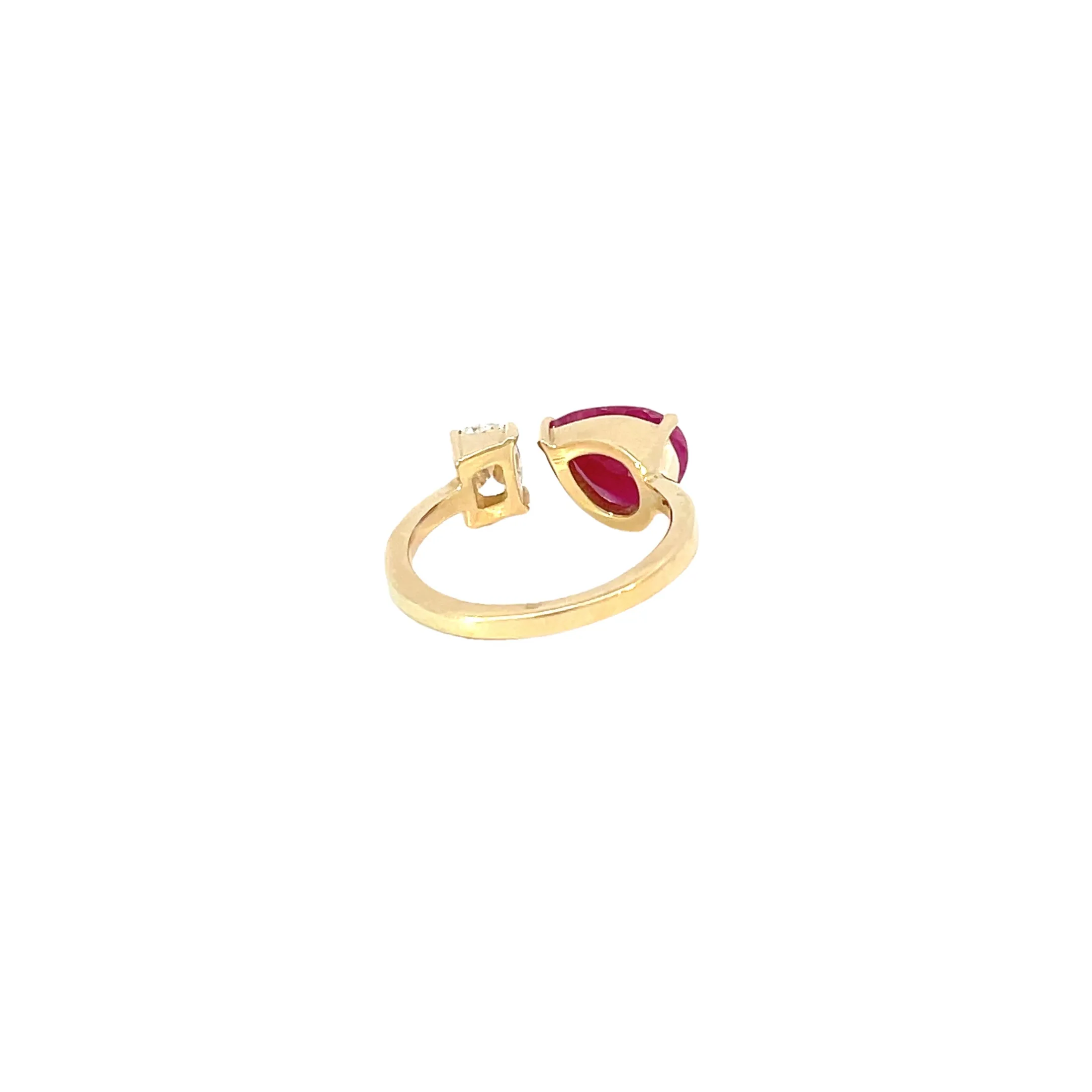 Yellow Gold Ruby Diamond Ring